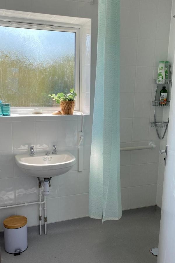 Lovely 3 Bedroom House In The Centre Of לבנהם מראה חיצוני תמונה