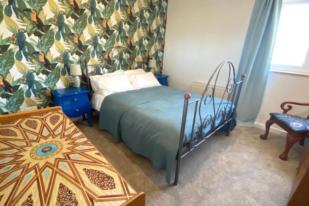 Lovely 3 Bedroom House In The Centre Of לבנהם מראה חיצוני תמונה